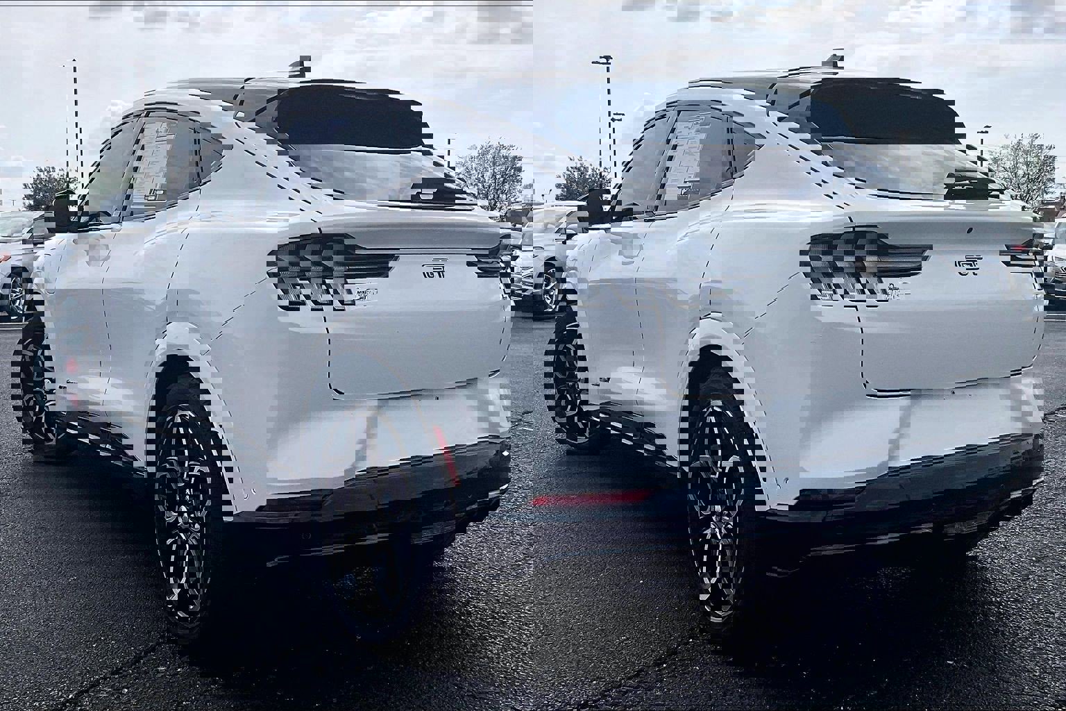 Used 2022 Ford Mustang Mach-E GT AWD/4WD image 5