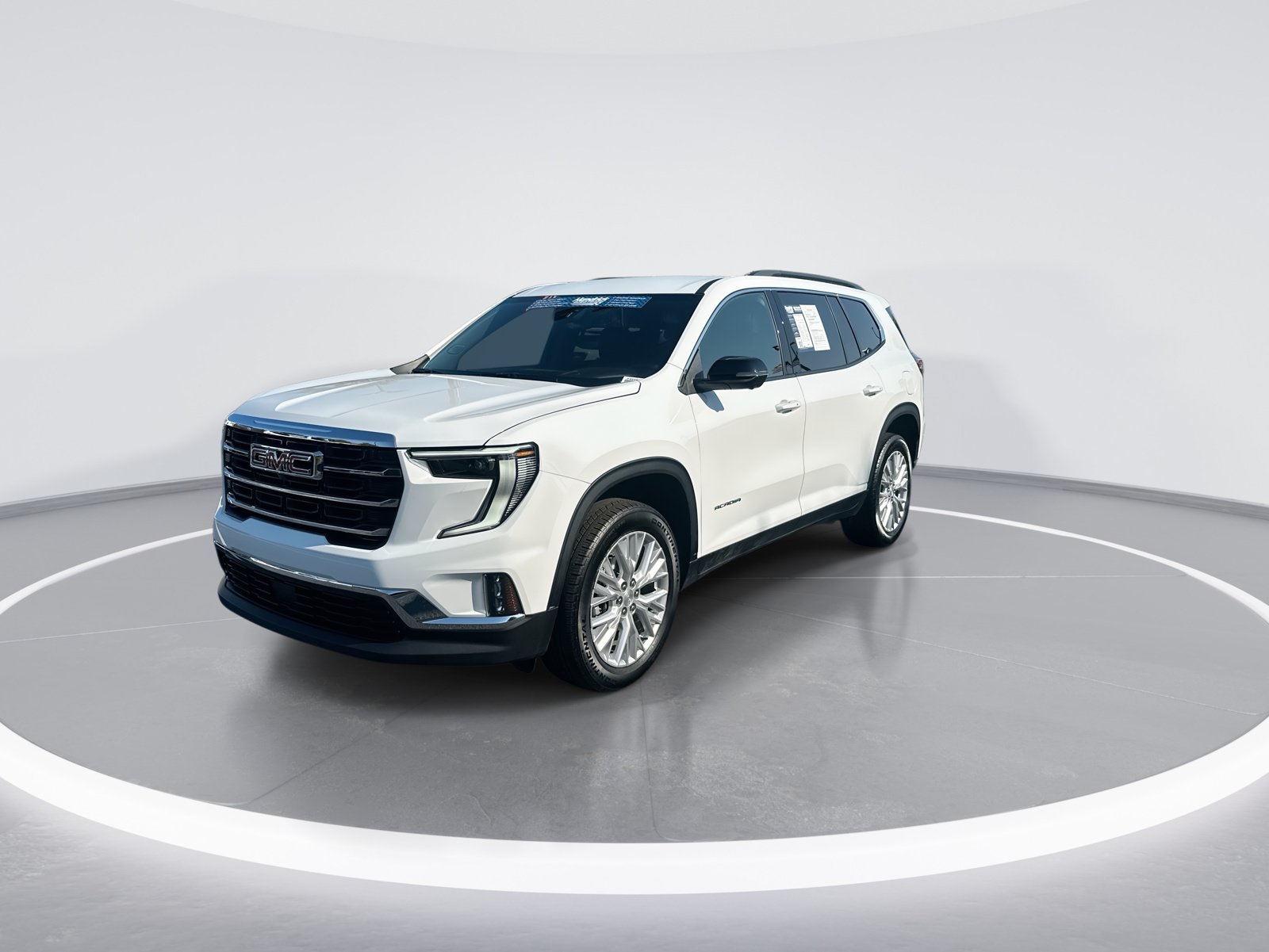 Used 2026 GMC Acadia Elevation w/ Elevation Premium Package FWD image 5