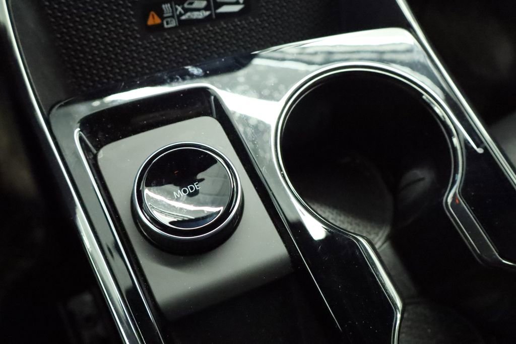 Used 2025 Chevrolet Equinox RS w/ Convenience Package III image 40