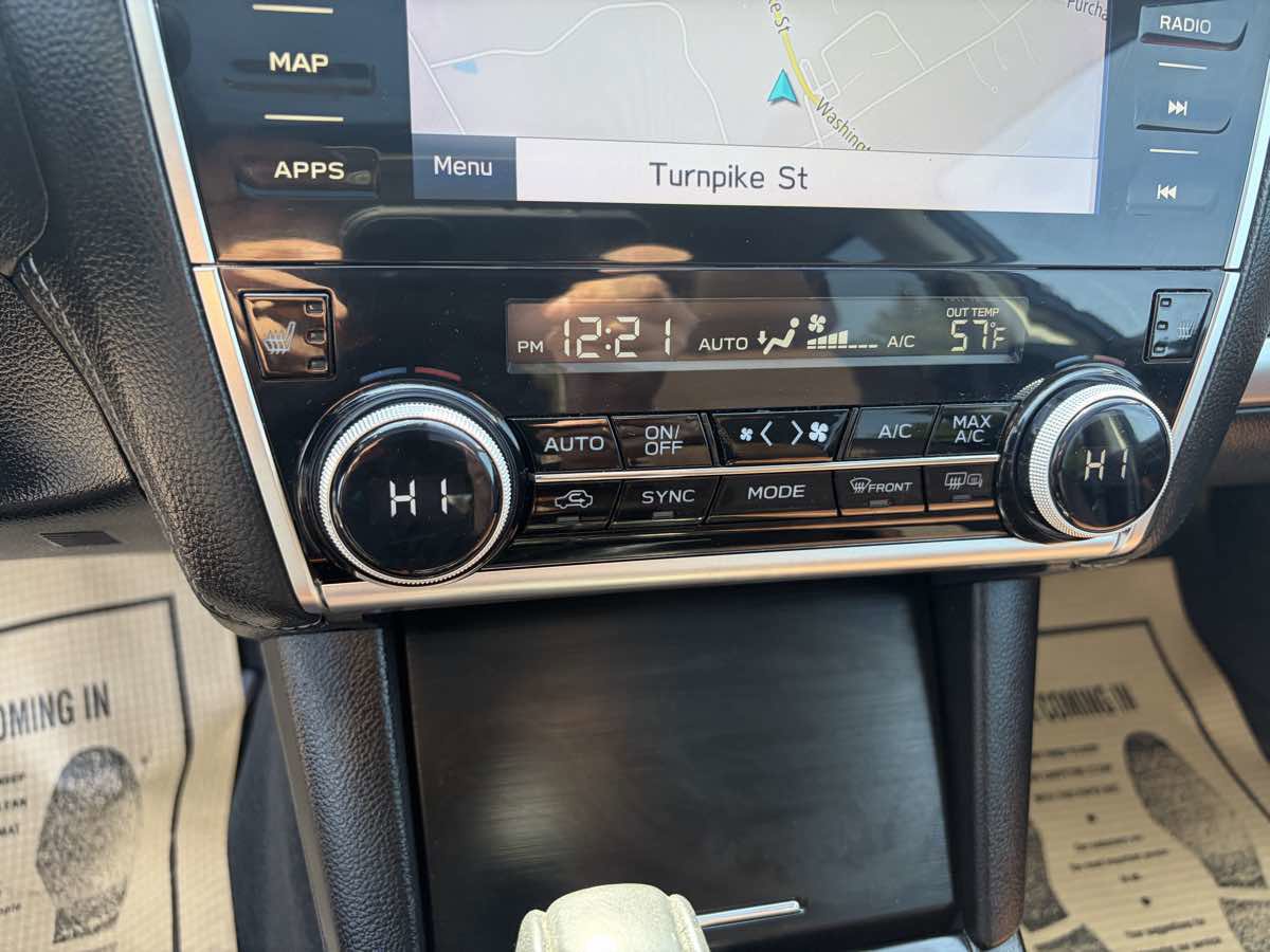 Used 2018 Subaru Outback 2.5i Touring image 15