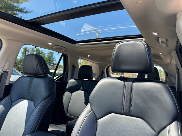 Used 2025 Honda Pilot Touring image 21