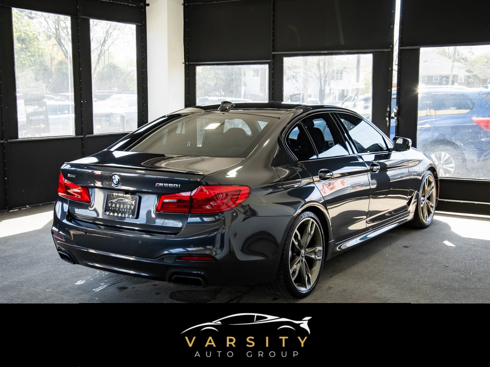 Used 2020 BMW M550i xDrive w/ Executive Package image 4