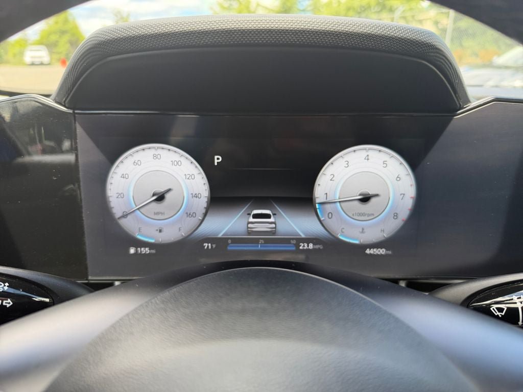 Used 2023 Hyundai Elantra Limited w/ Cargo Package FWD image 14
