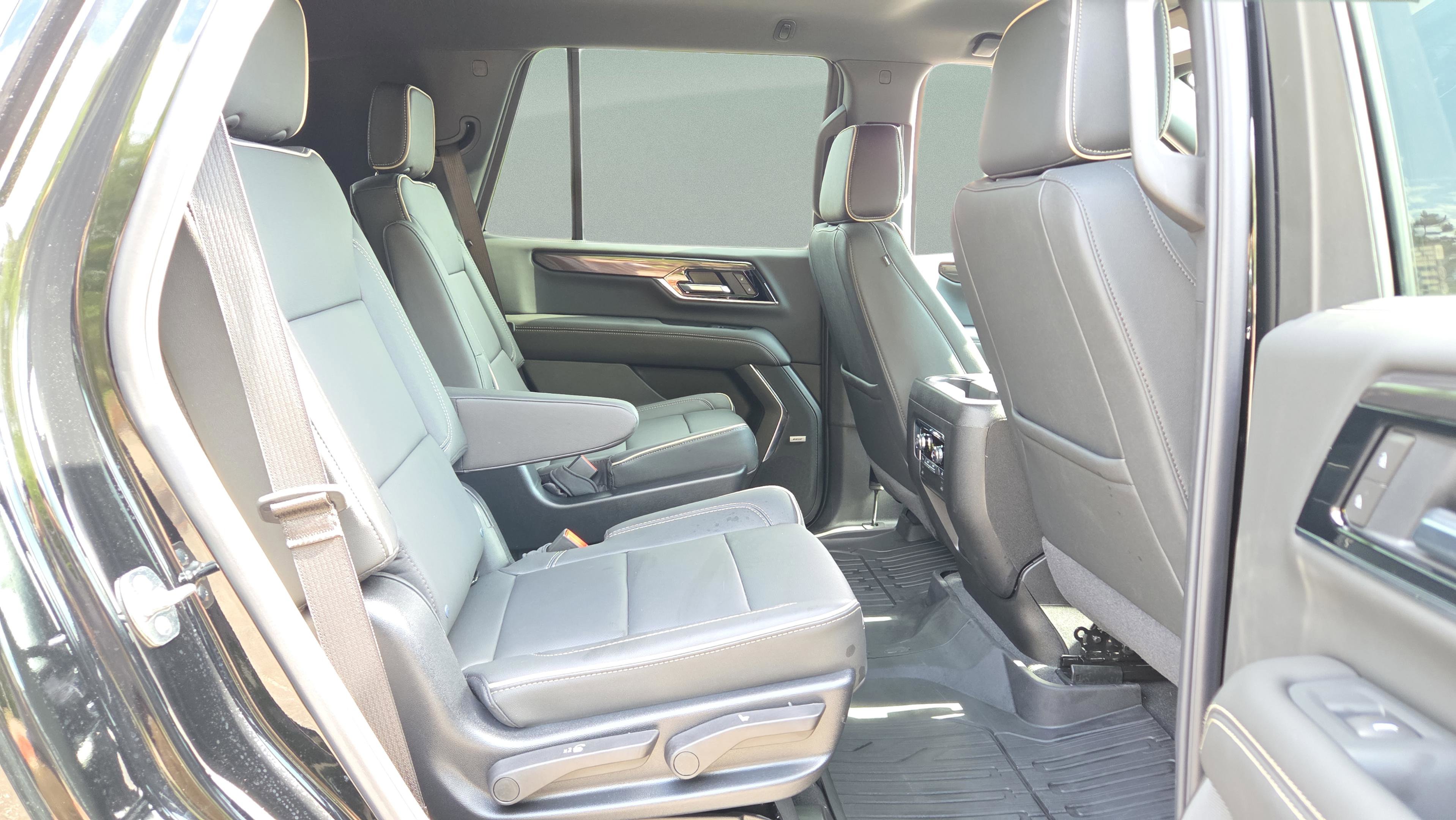 Certified 2026 GMC Yukon Elevation w/ LPO, Floor Liner Package AWD/4WD image 16