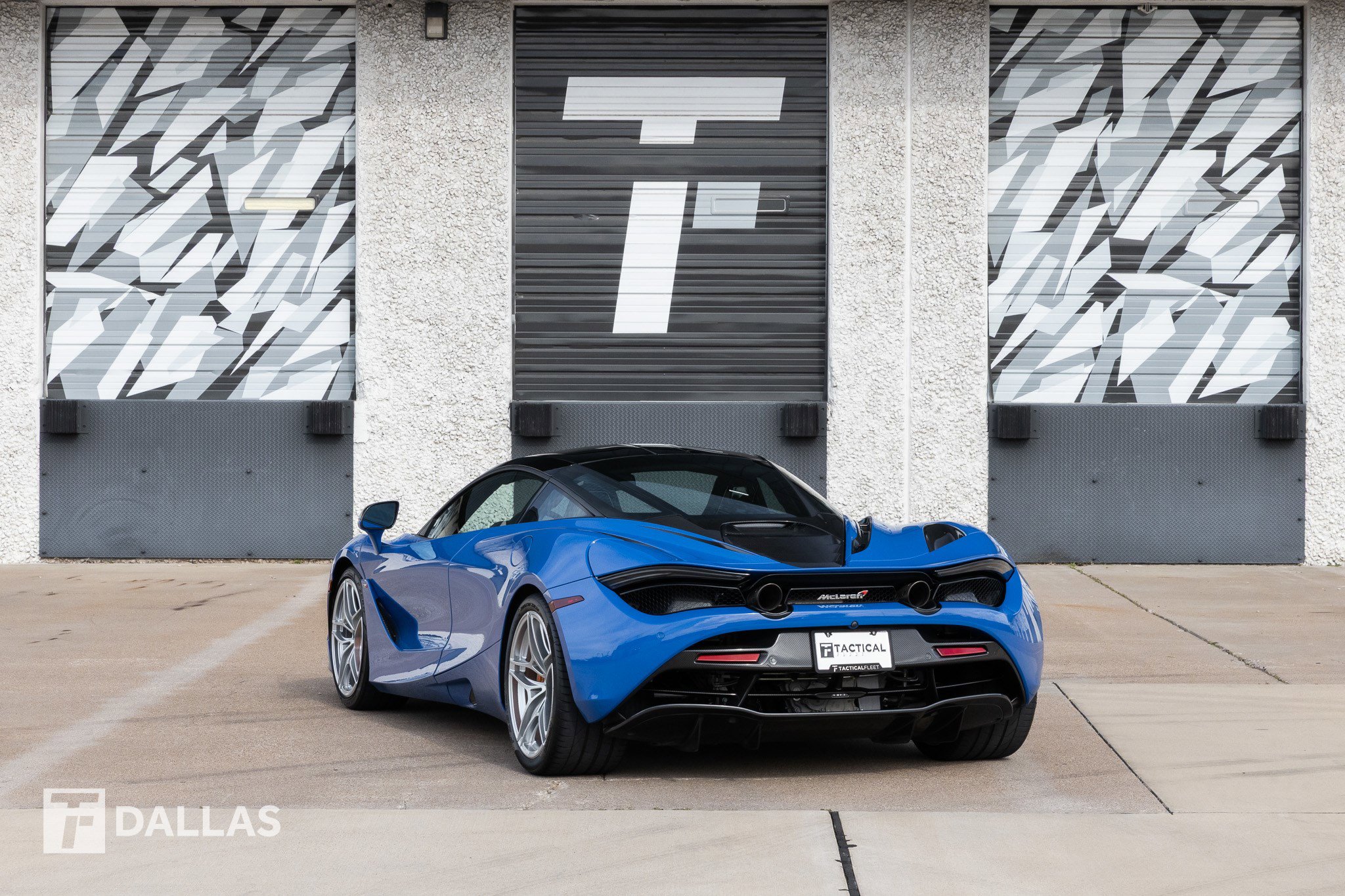Used 2018 McLaren 720S image 17
