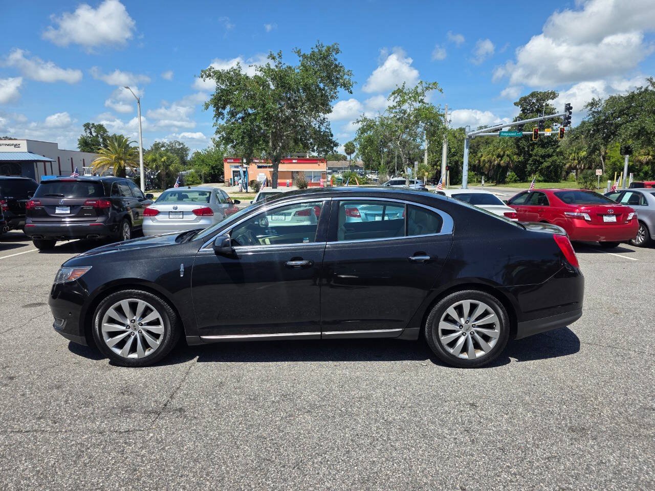 Used 2014 Lincoln MKS w/ Equipment Group 101A FWD image 7