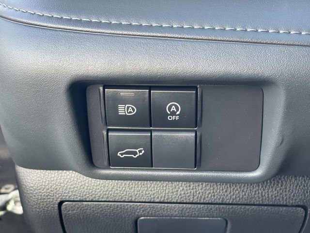 Used 2023 Toyota Highlander LE image 17