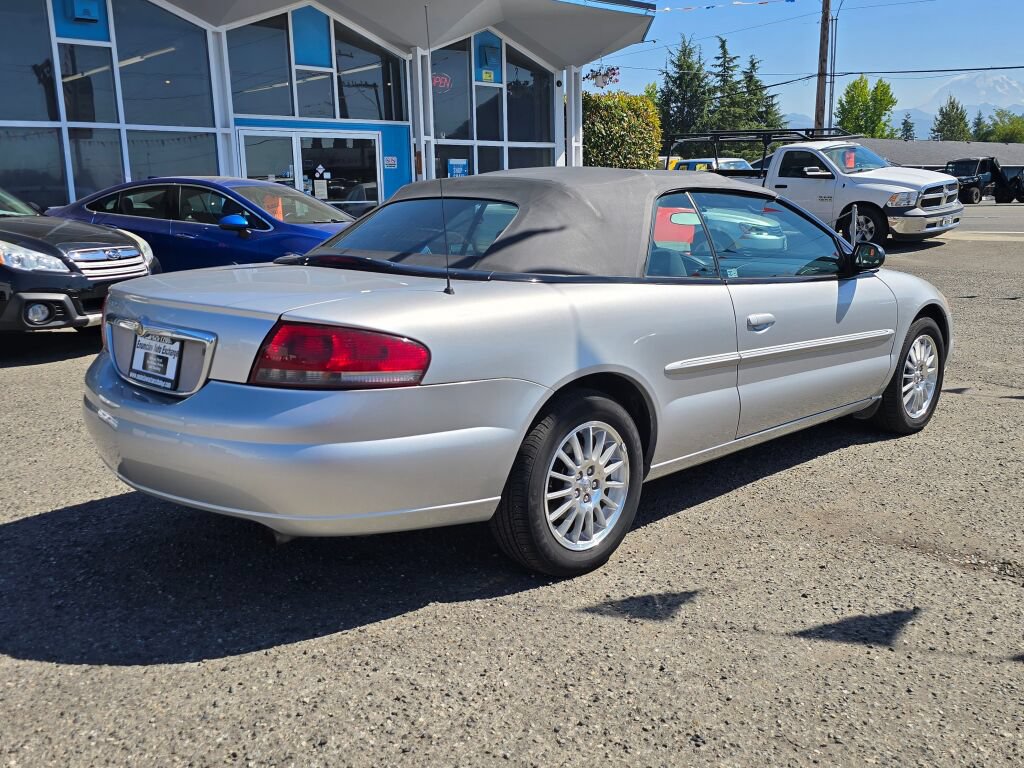 Used 2004 Chrysler Sebring LX FWD image 7