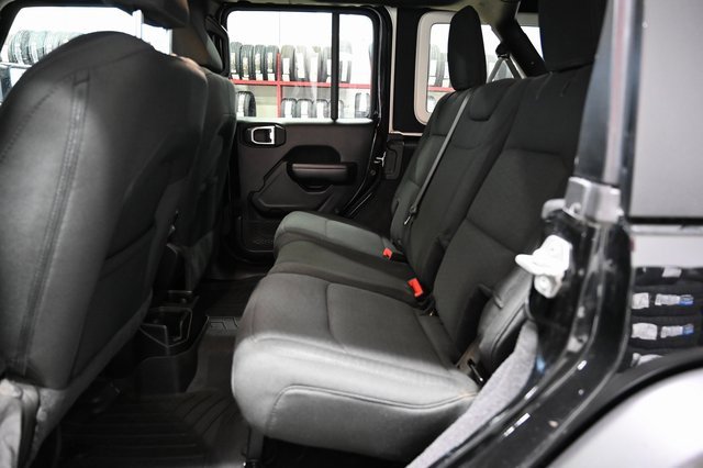 Used 2020 Jeep Wrangler Unlimited Sport image 13
