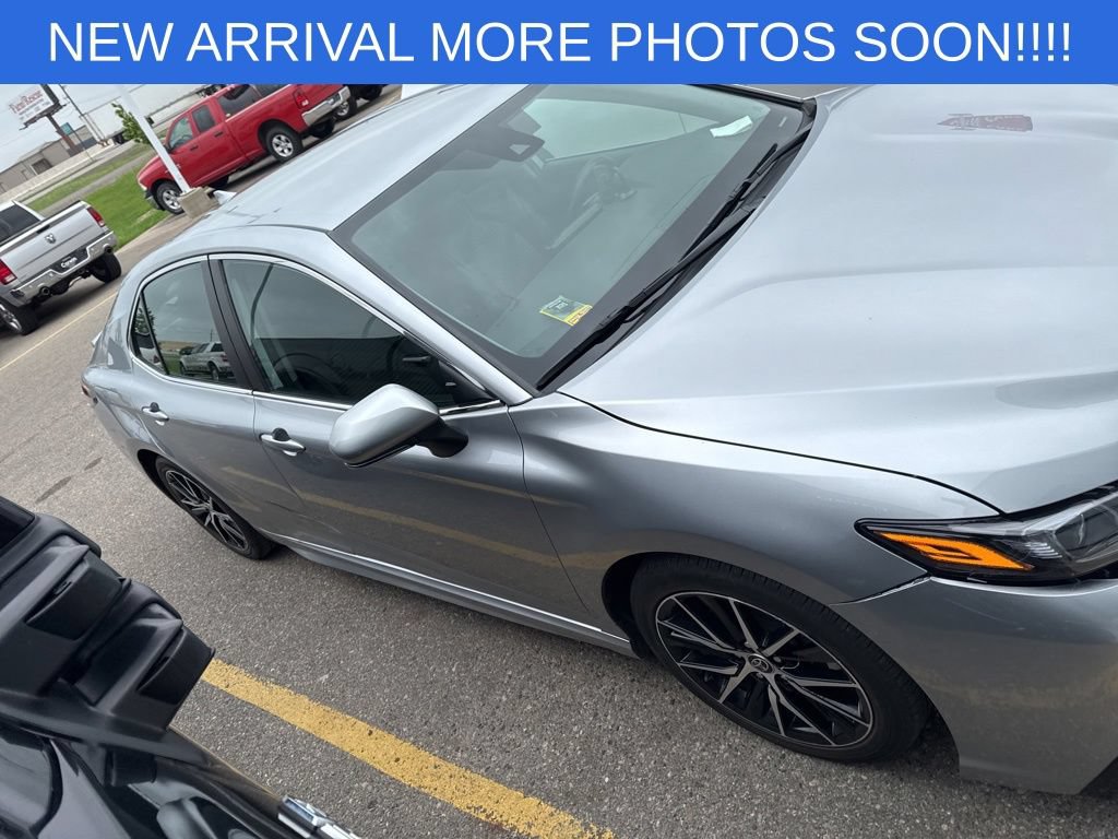 Used 2024 Toyota Camry SE FWD image 9
