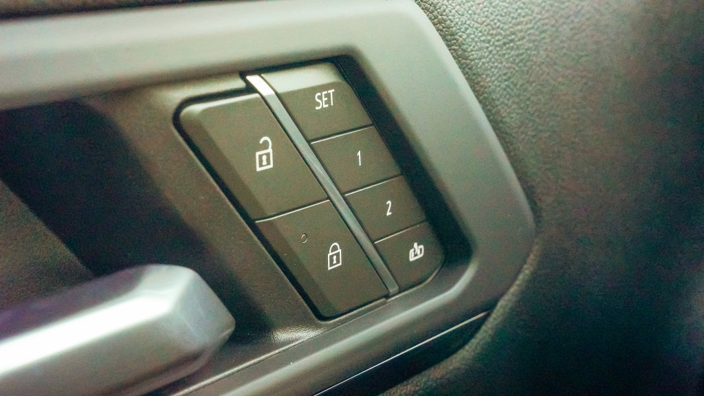 Used 2026 GMC Terrain AT4 AWD/4WD image 18