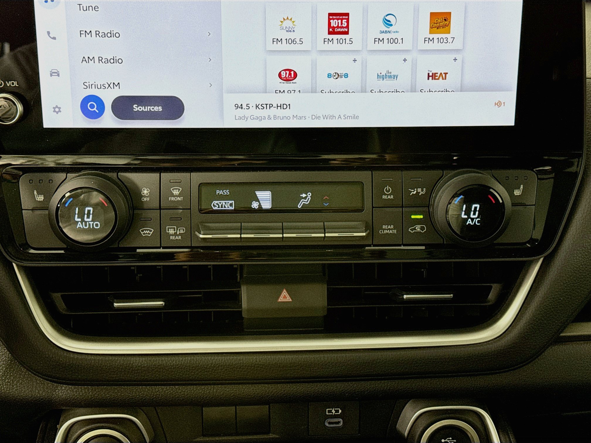 Certified 2025 Toyota Grand Highlander AWD image 15