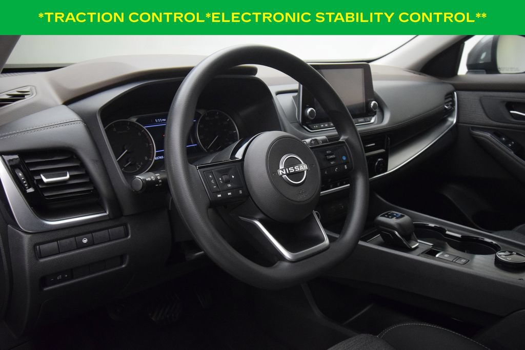Used 2022 Nissan Rogue SV AWD/4WD image 15