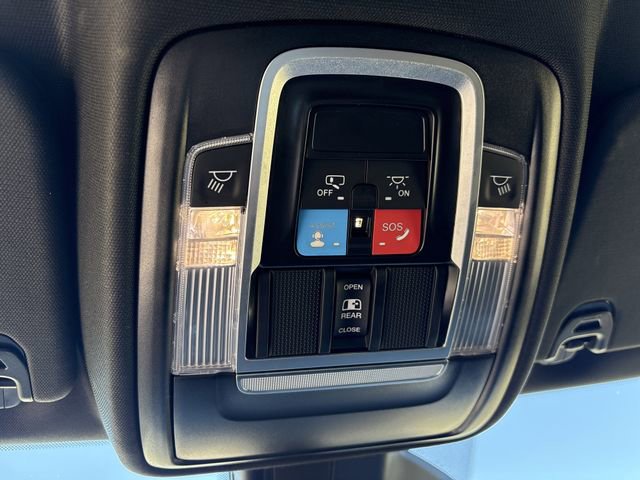 Used 2025 RAM 1500 Laramie image 31