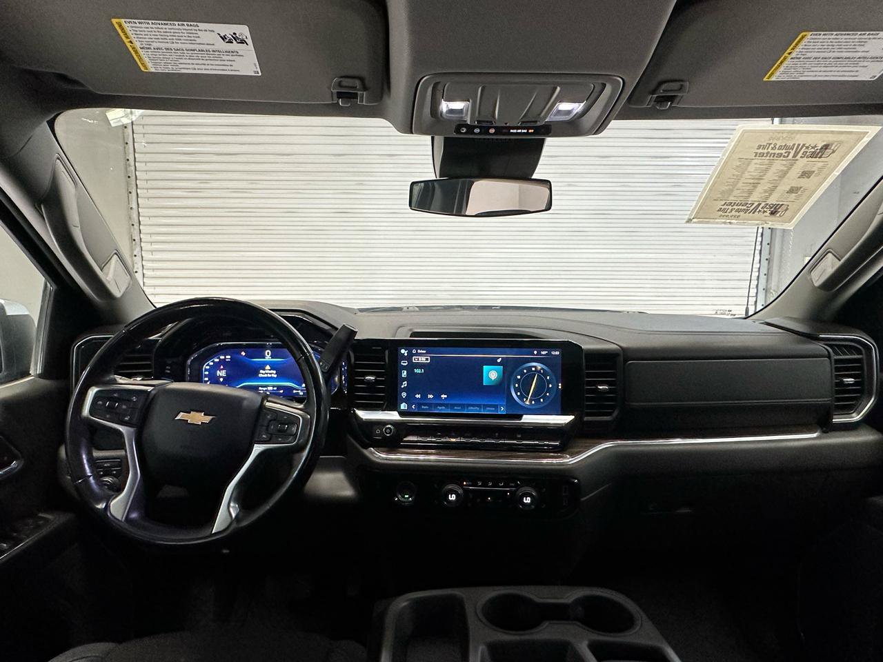 Used 2023 Chevrolet Silverado 1500 LT AWD/4WD image 10