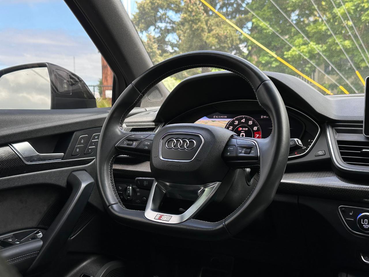 Used 2020 Audi SQ5 Premium Plus AWD/4WD image 17