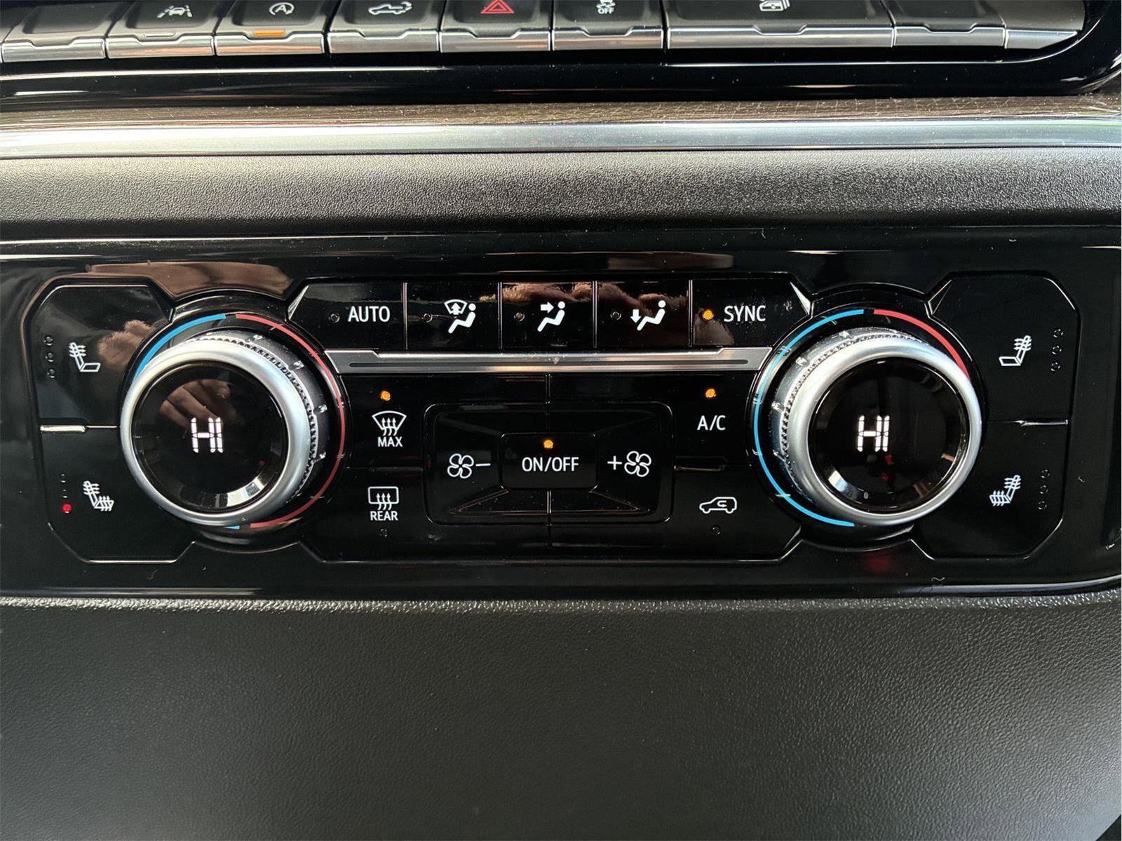 Used 2024 GMC Sierra 1500 Elevation AWD/4WD image 22