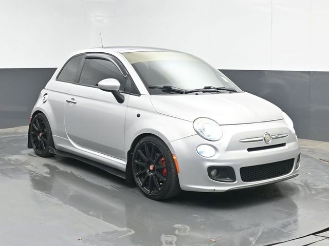 Used 2012 FIAT 500 Sport w/ Safety & Sound Pkg FWD image 2