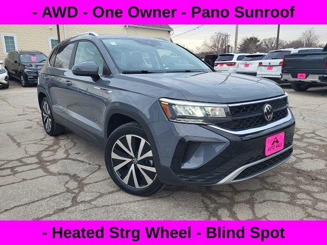 Used 2023 Volkswagen Taos SE w/ Panoramic Sunroof Package image 1