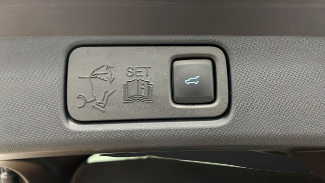 Used 2023 Ford Mustang Mach-E Premium AWD/4WD image 28