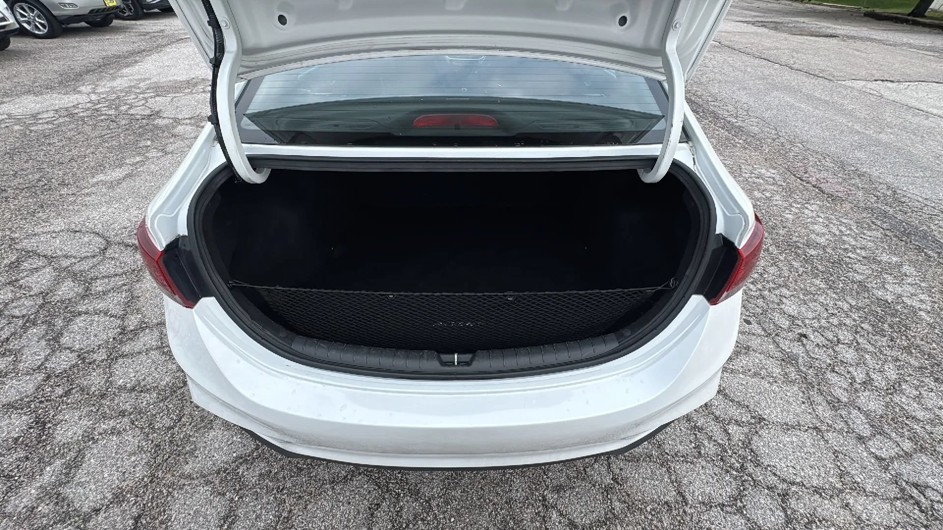 Used 2018 Hyundai Accent SE FWD image 32