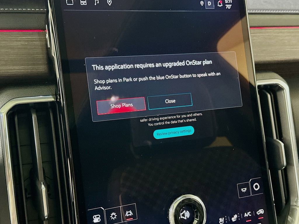 Certified 2025 GMC Acadia Denali w/ Super Cruise Package image 11