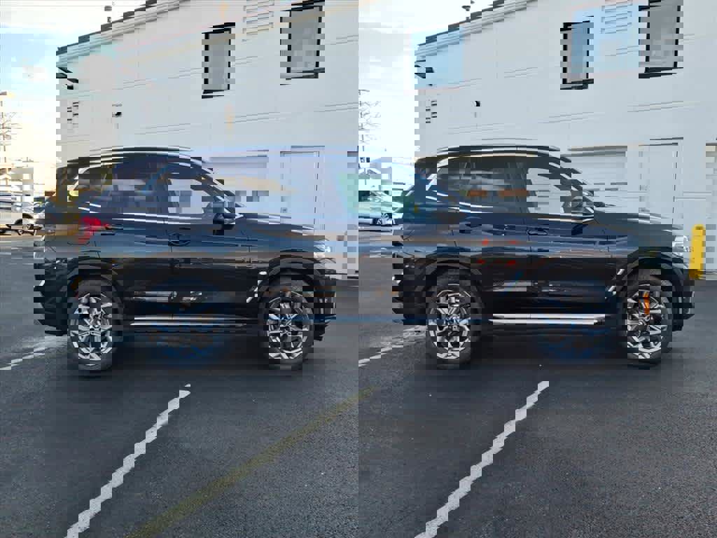 Used 2024 BMW X3 xDrive30i image 4