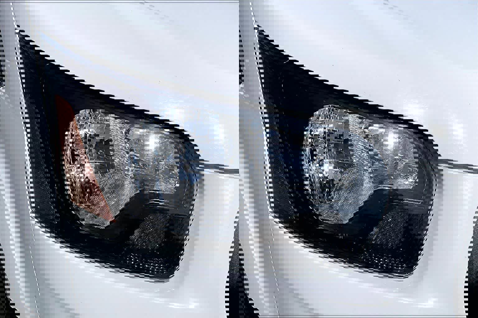 Used 2023 Ford Transit 350 XL AWD/4WD image 30