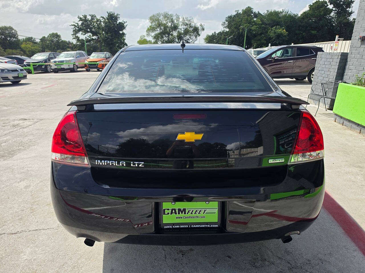 Used 2014 Chevrolet Impala LTZ FWD image 14