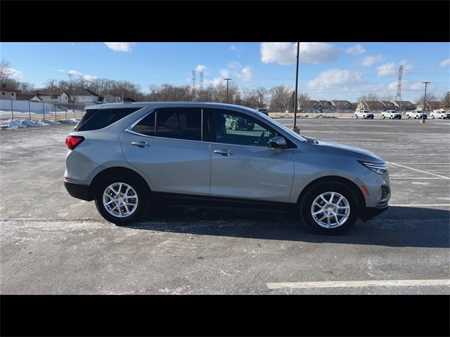 Certified 2024 Chevrolet Equinox LT w/ LPO, Floor Liner Package image 9