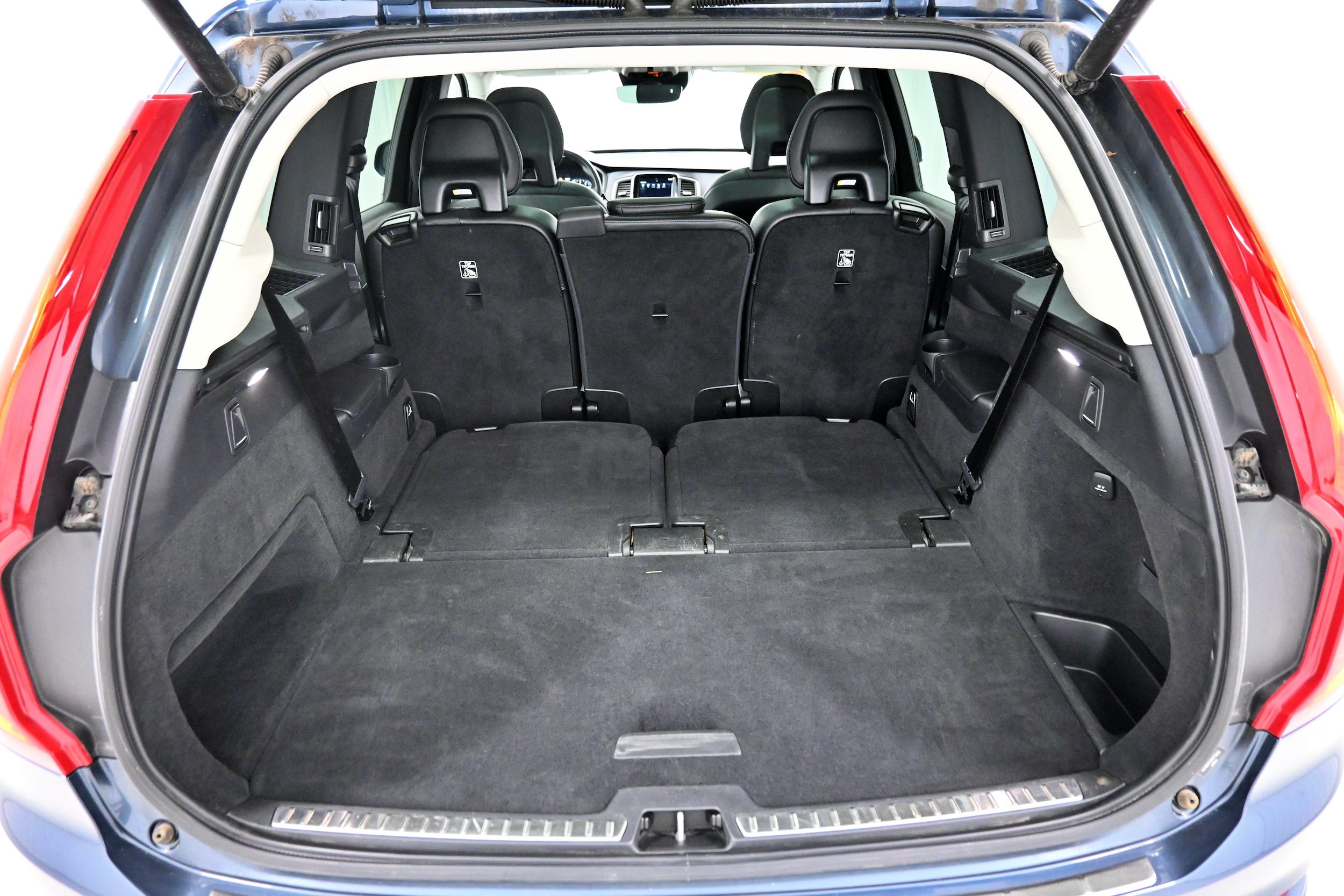 Used 2021 Volvo XC90 T5 Momentum w/ Climate Package AWD/4WD image 35