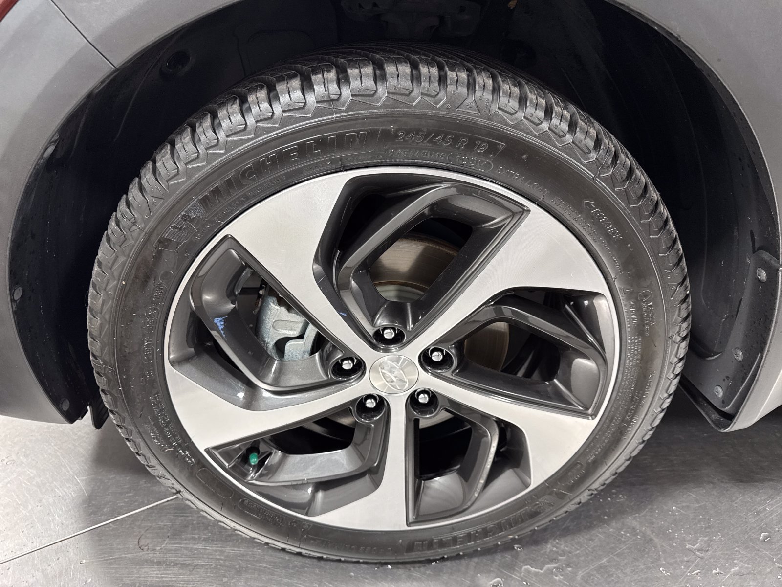 Used 2016 Hyundai Tucson Limited w/ Option Group 03 AWD/4WD image 2