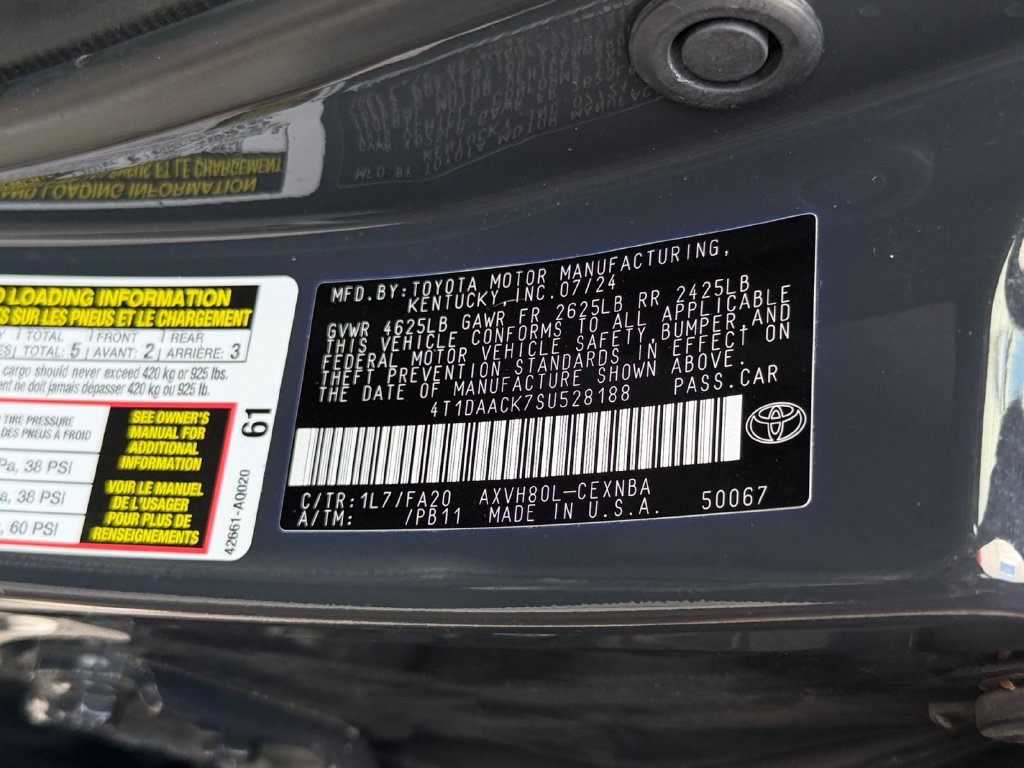 Used 2025 Toyota Camry LE FWD image 29