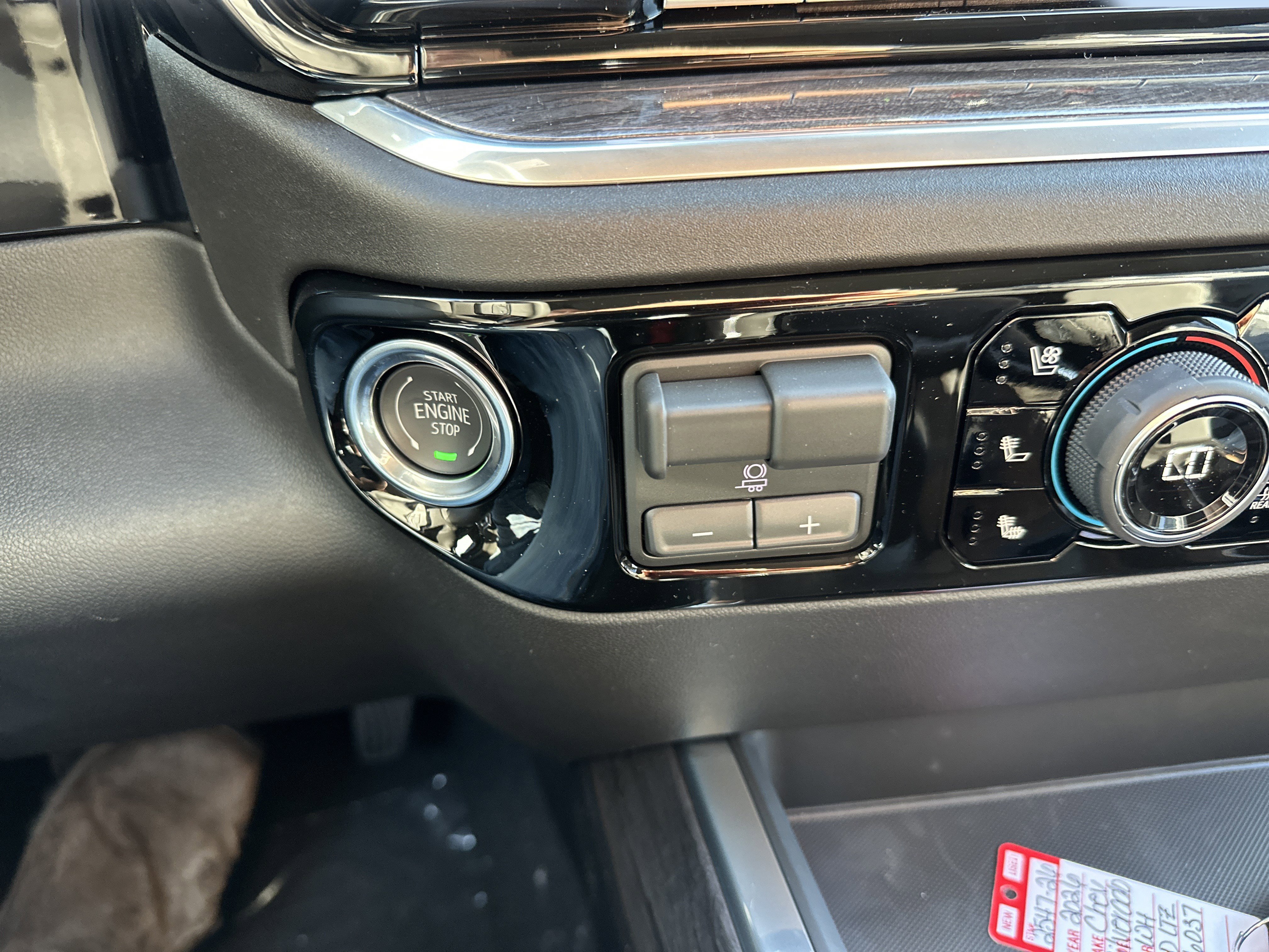 New 2026 Chevrolet Silverado 1500 LTZ w/ Z71 Off-Road Package image 18