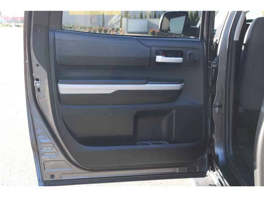 Used 2019 Toyota Tundra SR5 w/ SR5 Upgrade Package image 11