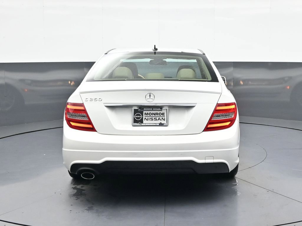 Used 2013 Mercedes-Benz C 250 Sedan image 6
