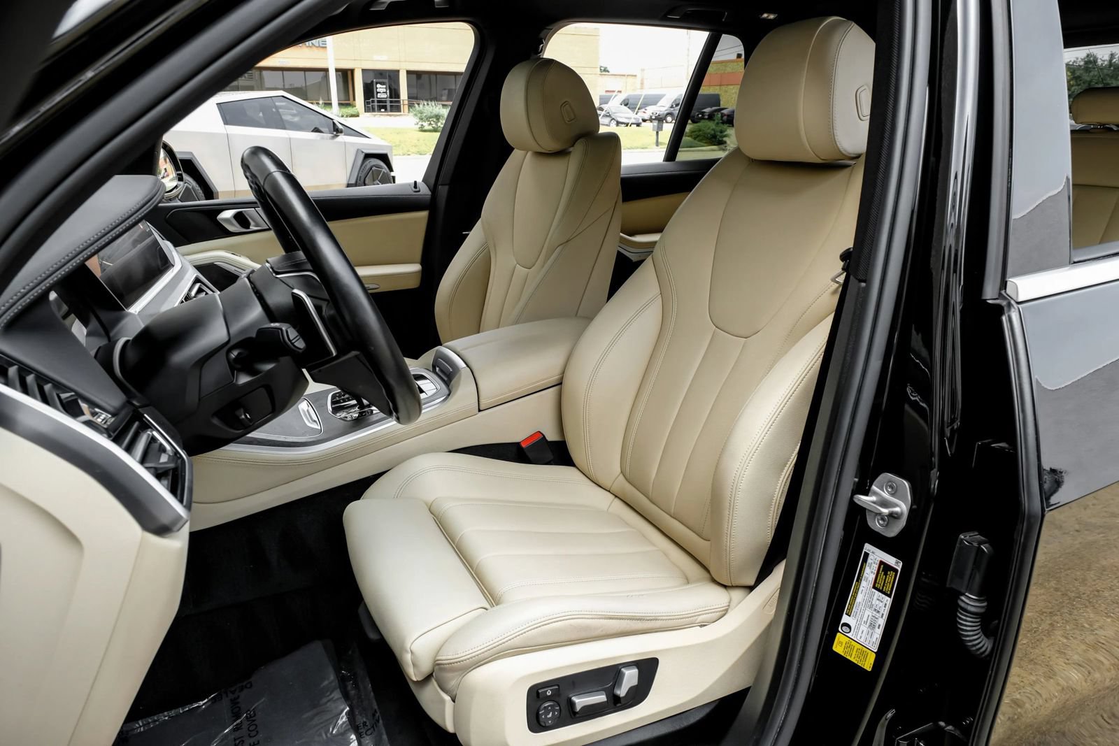 Used 2022 BMW X5 sDrive40i w/ Parking Assistance Package RWD image 27