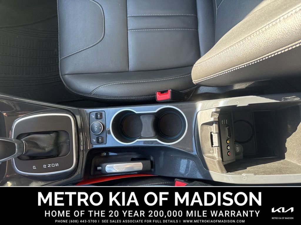 Used 2013 Ford Escape Titanium w/ Class II Trailer Tow Pkg image 22