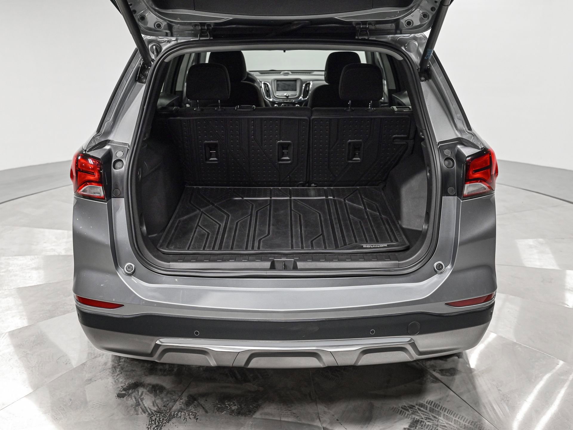 Used 2023 Chevrolet Equinox LT image 6