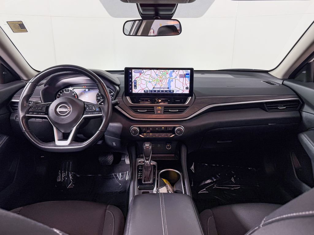 Certified 2024 Nissan Altima 2.5 SV w/ SV Premium Package image 14