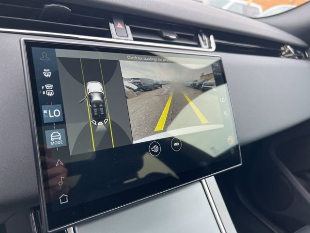 Used 2024 Land Rover Range Rover Evoque S image 13