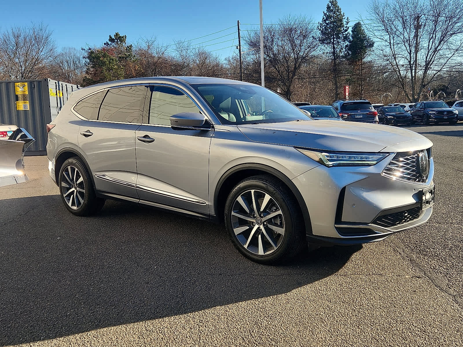 Certified 2025 Acura MDX SH-AWD w/ Technology Package image 4