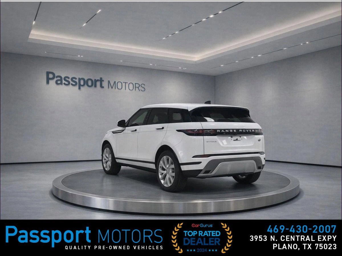 Used 2023 Land Rover Range Rover Evoque SE image 4