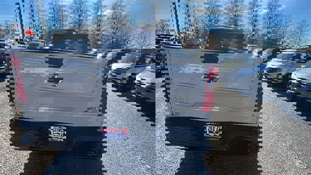 New 2026 Chevrolet Silverado 1500 ZR2 image 6