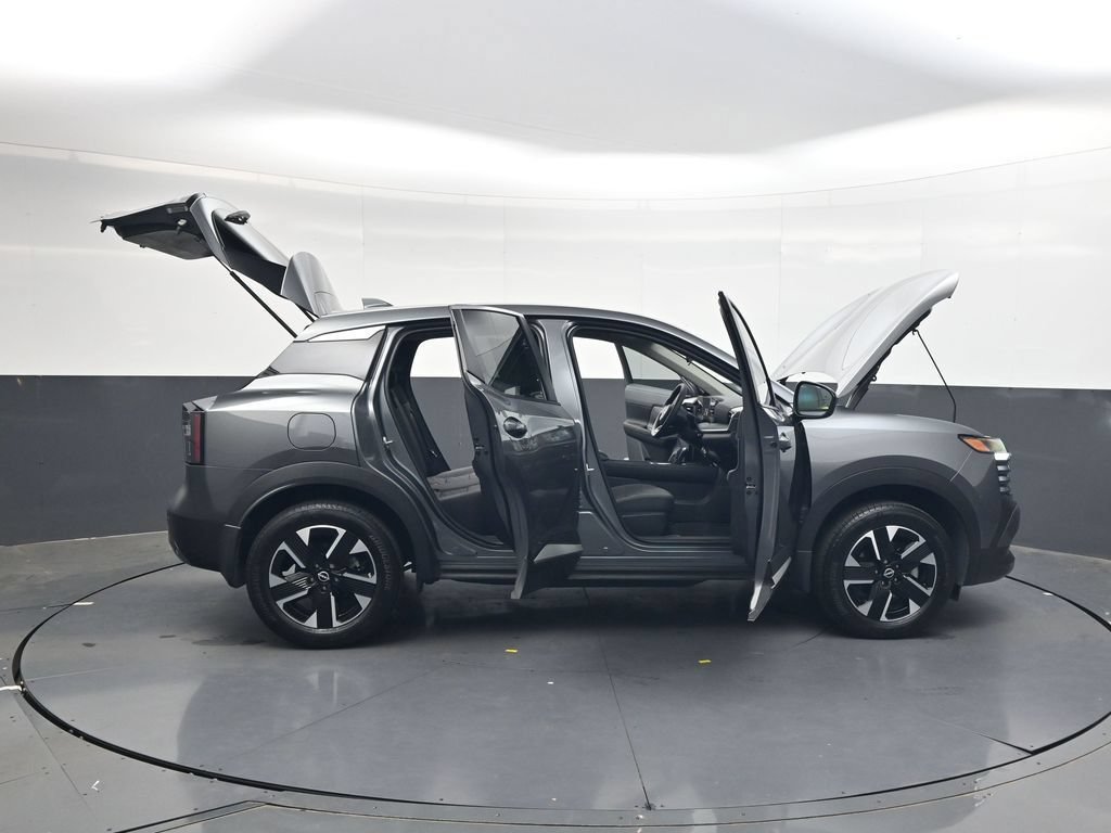 Certified 2025 Nissan Kicks SV AWD/4WD image 42