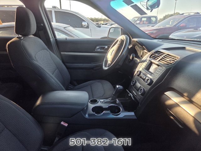 Used 2018 Ford Explorer XLT FWD image 7