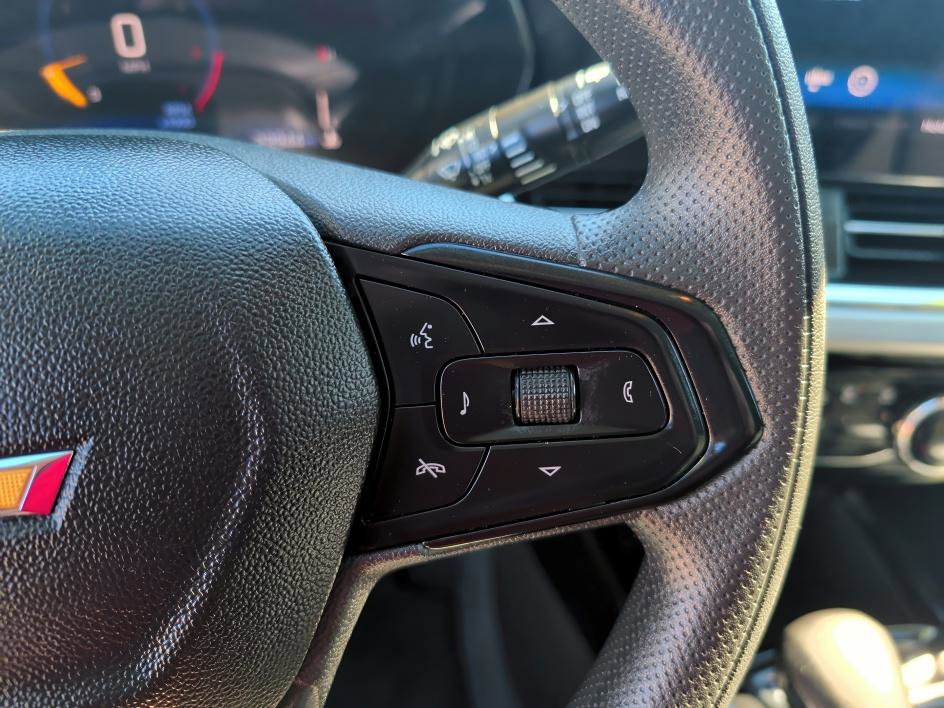 Used 2025 Chevrolet Trax LT image 20