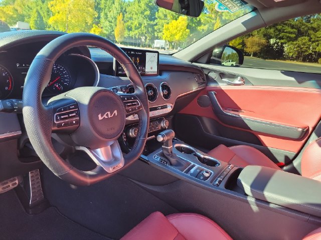 Used 2023 Kia Stinger GT-Line w/ Sun & Sound Package AWD/4WD image 11