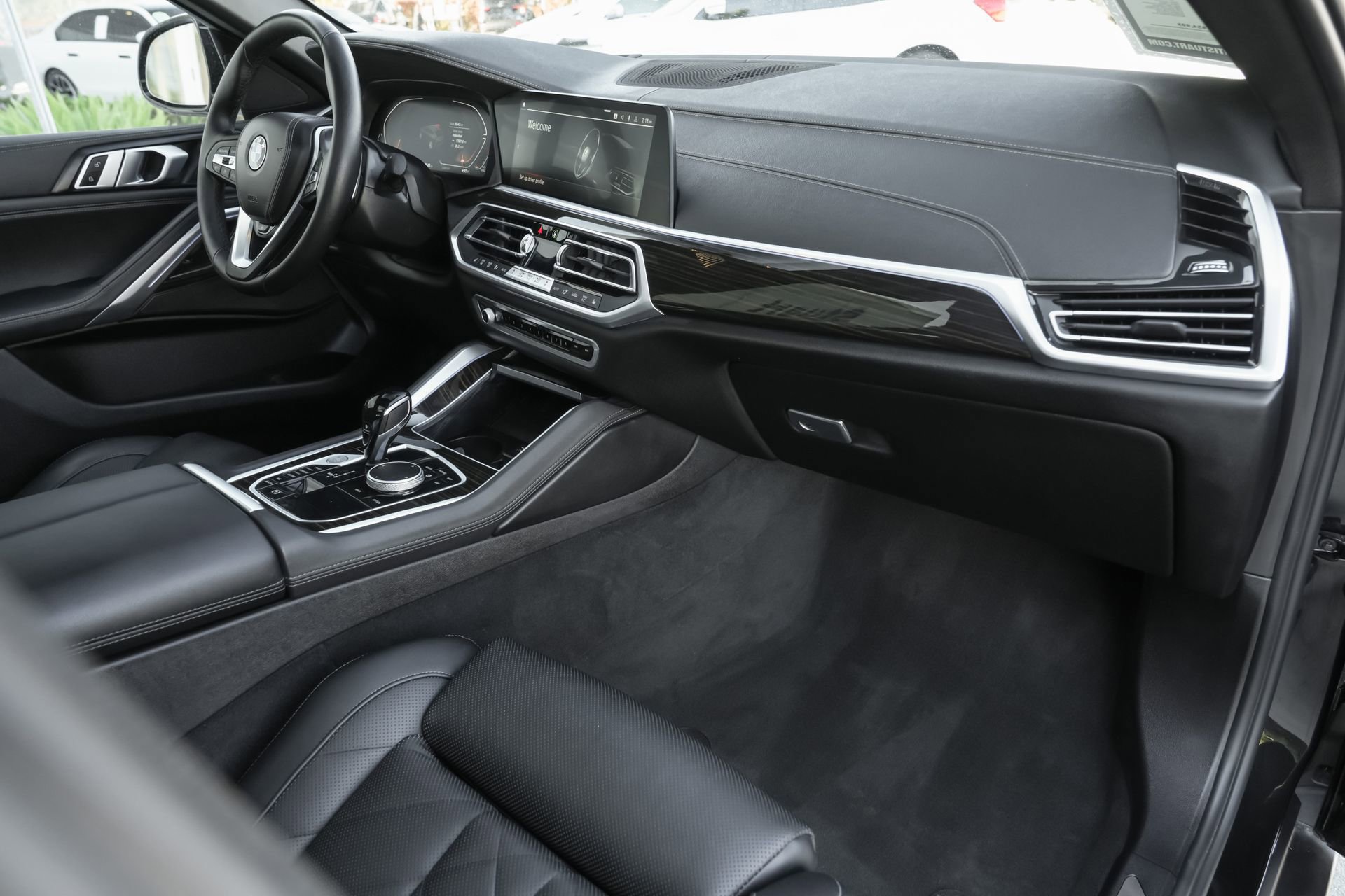 Used 2023 BMW X6 xDrive40i w/ Climate Comfort Package image 40