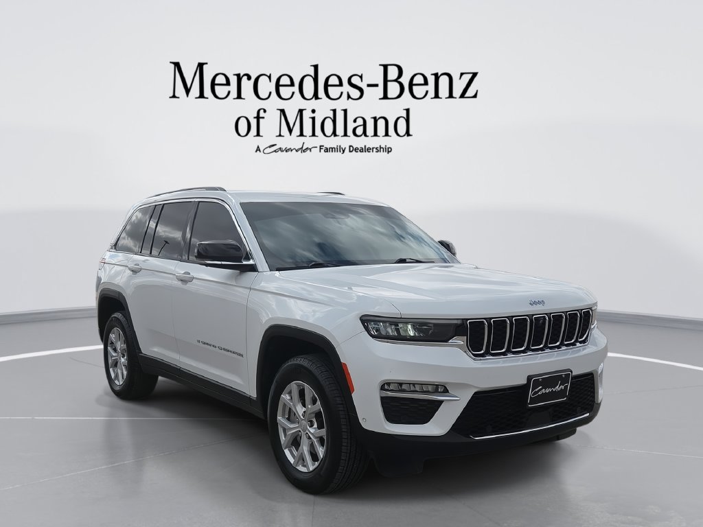 Used 2023 Jeep Grand Cherokee Limited w/ Luxury Tech Group II AWD/4WD image 1